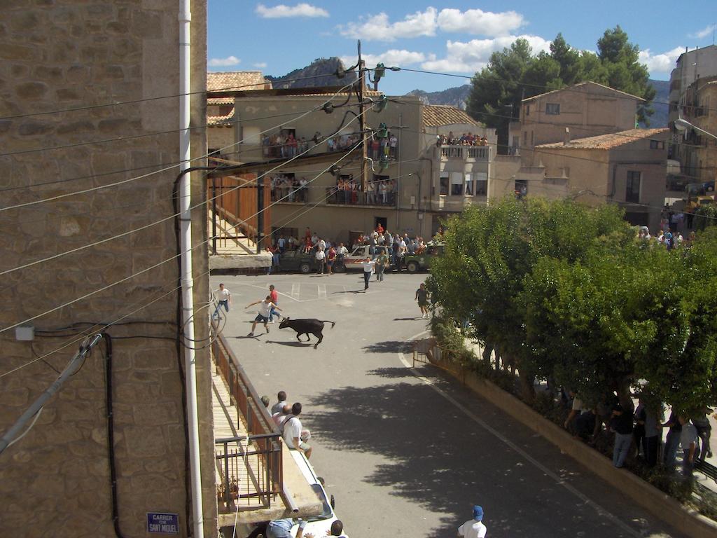 Apartaments La Fabrica Horta de Sant Joan Εξωτερικό φωτογραφία