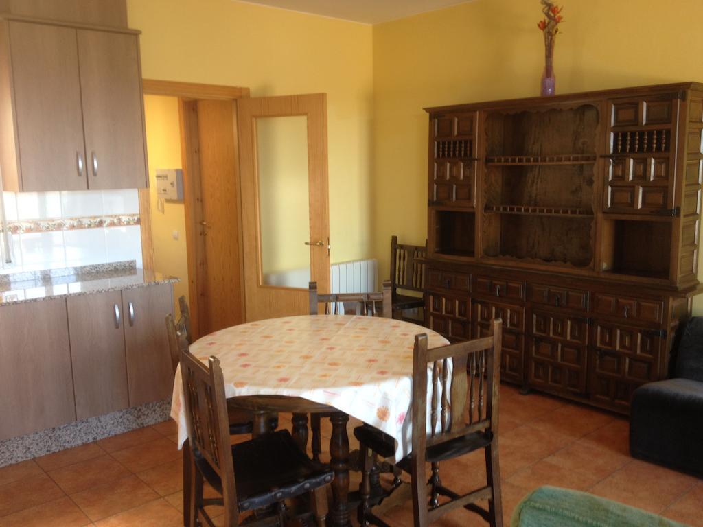 Apartaments La Fabrica Horta de Sant Joan Δωμάτιο φωτογραφία