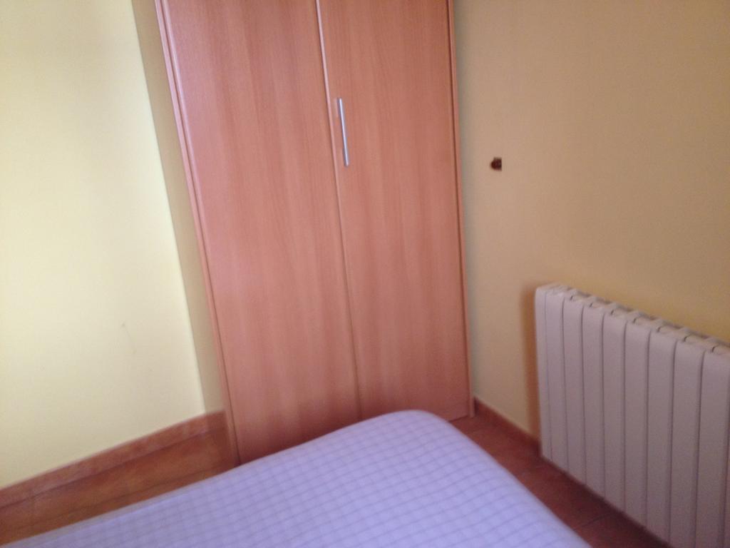 Apartaments La Fabrica Horta de Sant Joan Δωμάτιο φωτογραφία