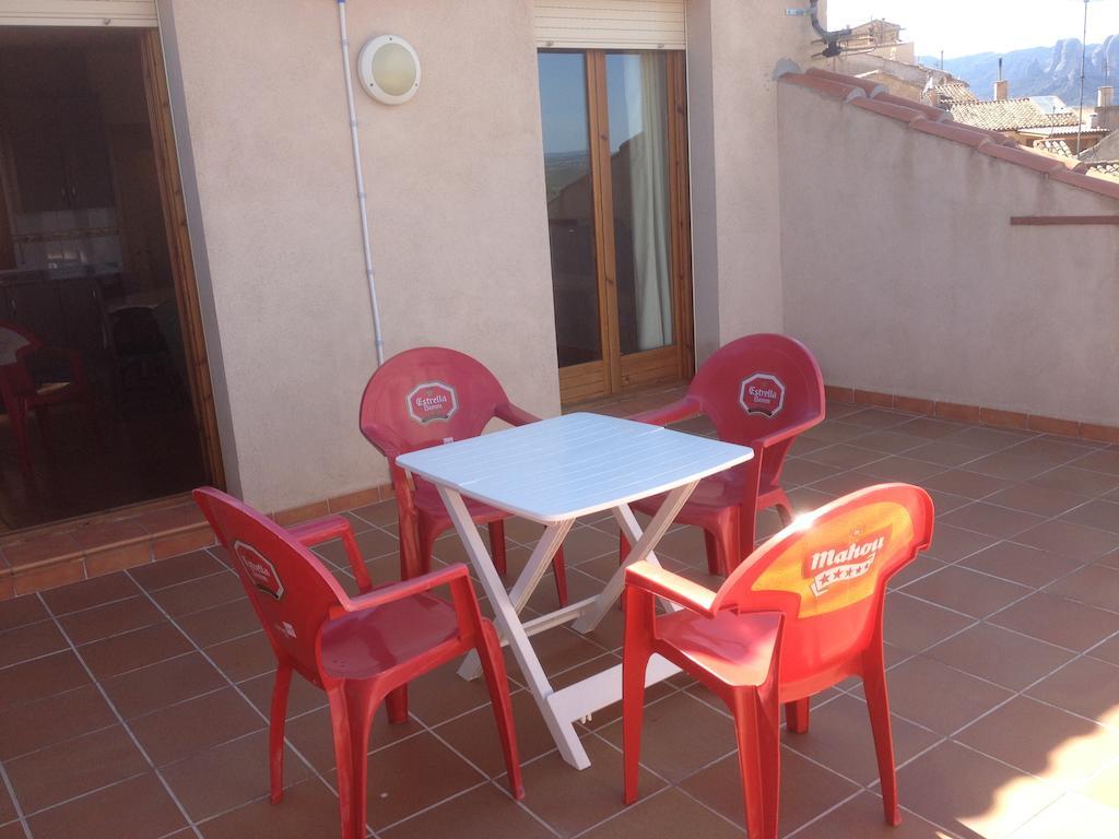 Apartaments La Fabrica Horta de Sant Joan Δωμάτιο φωτογραφία