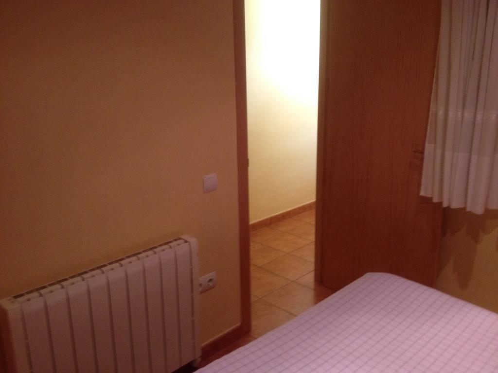 Apartaments La Fabrica Horta de Sant Joan Δωμάτιο φωτογραφία