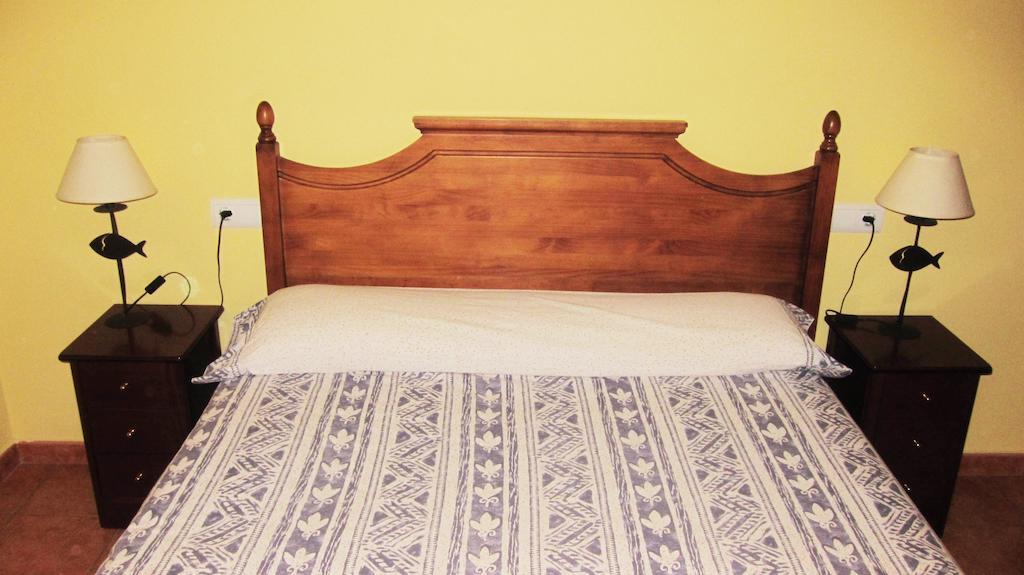 Apartaments La Fabrica Horta de Sant Joan Δωμάτιο φωτογραφία